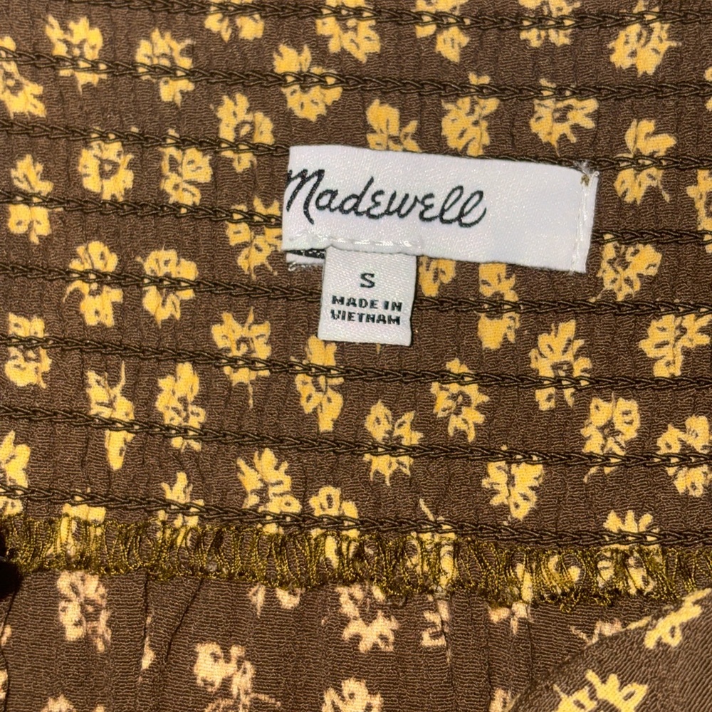Madewell Piped Mini Skirt is featured in a "Marlow Floral Golden Spinach small - Picture 10 of 10